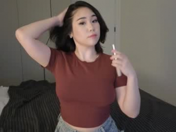 ki_mi chaturbate stream image