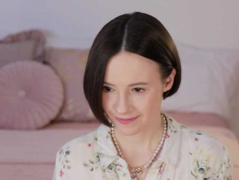 MissEssie bongacams stream image