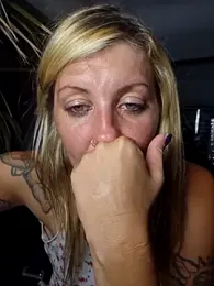 SheIsSomething stripchat stream image