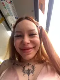 babydolll stripchat stream image