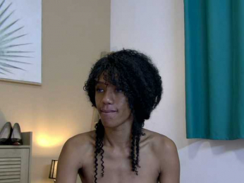 MoanaFrenchy bongacams stream image