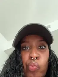 Your_Paris stripchat stream image