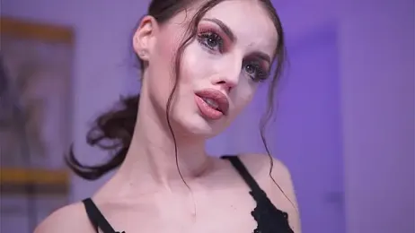 LesaisMore stripchat stream image