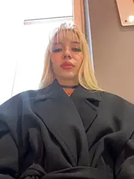 babydolll stripchat stream image