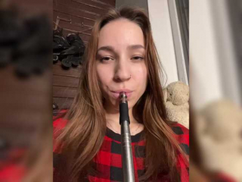avolood bongacams stream image