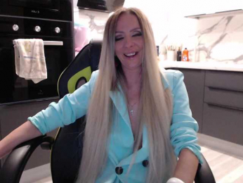 blondalina bongacams stream image