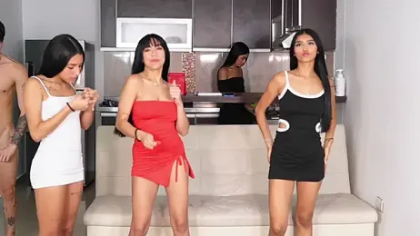 Petiteess stripchat stream image