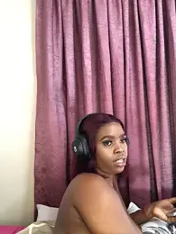 LuciousLips96 stripchat stream image