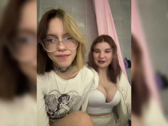 Molly-and-Ewa bongacams stream image