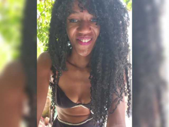 MoanaFrenchy bongacams stream image