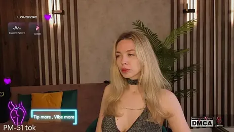 Holl1Would stripchat stream image