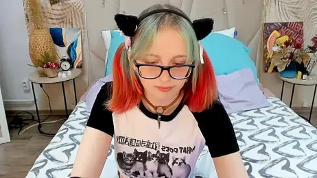 CoralineYoung stripchat stream image