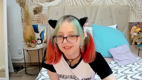 CoralineYoung stripchat stream image