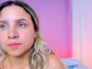 vaiolet-rose camsoda stream image