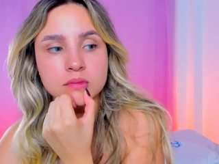 vaiolet-rose camsoda stream image