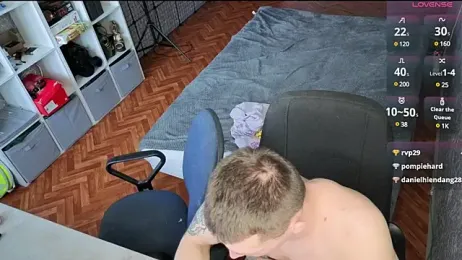 horhylovercouple stripchat stream image