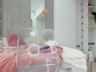 eva-teilor camsoda stream image