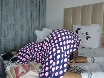 Pearl_00 stripchat stream image