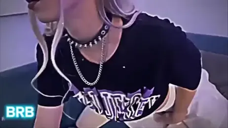 Shiny_Jennifer stripchat stream image