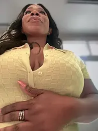 Belle___ stripchat stream image