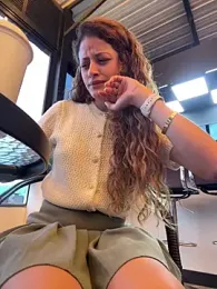 alana15 stripchat stream image