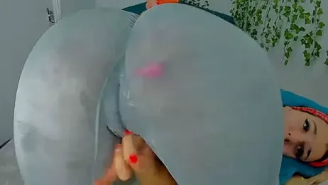 RedAssHottie stripchat stream image