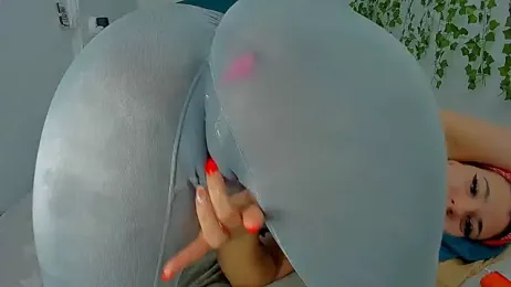 RedAssHottie stripchat stream image