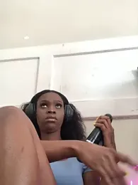 LuciousLips96 stripchat stream image