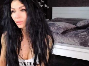 -BABAYAGA- bongacams stream image