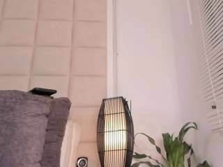 zhuyhong camsoda stream image