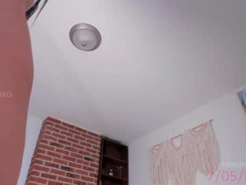 lau_xoxo chaturbate stream image