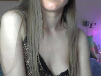 Lolakisss bongacams stream image