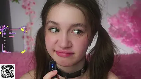 AmiLewis stripchat stream image