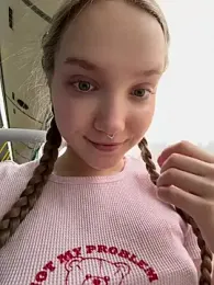 bambi_lu stripchat stream image