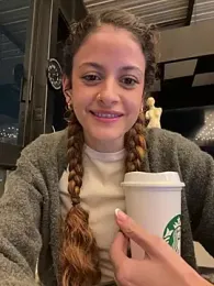 alana15 stripchat stream image