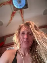 GoldenFlameGoddess stripchat stream image