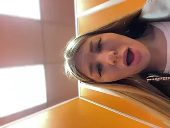 NewLale stripchat stream image