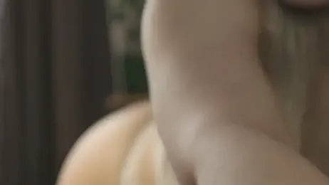 AliceLebel stripchat stream image