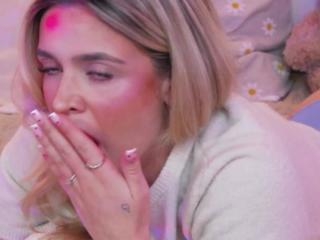 Maci Reynolds flirt4free stream image