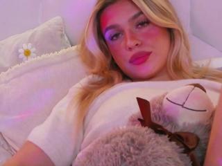 Maci Reynolds flirt4free stream image