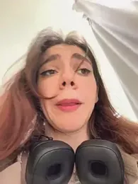 Lily__Belle stripchat stream image