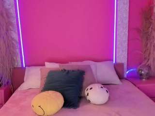 emyliesander camsoda stream image