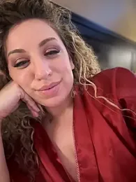 miamellycious stripchat stream image