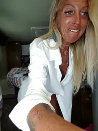 Weloveblue stripchat stream image