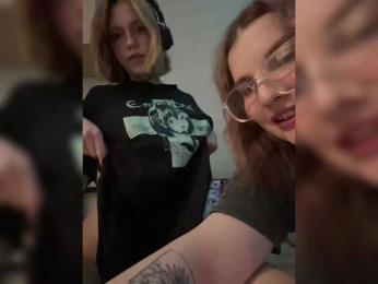 Molly-and-Ewa bongacams stream image