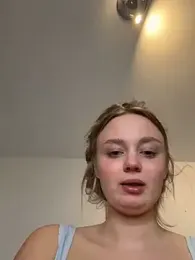 CherryEmmy stripchat stream image