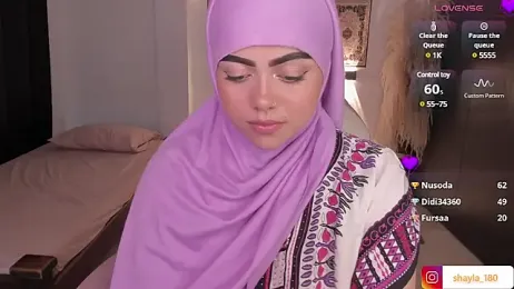 shayla_18 stripchat stream image