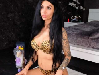 -BABAYAGA- bongacams stream image