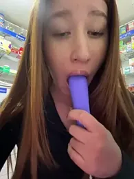 roouse stripchat stream image