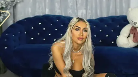 GoldenAmber stripchat stream image